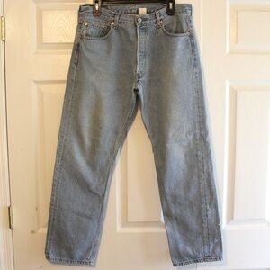 Levi’s 501 Original fit non-stretch Men’s jeans